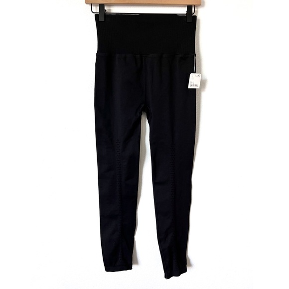 NWT Free People Movement Good Karma Leggings - Picture 6 of 9
